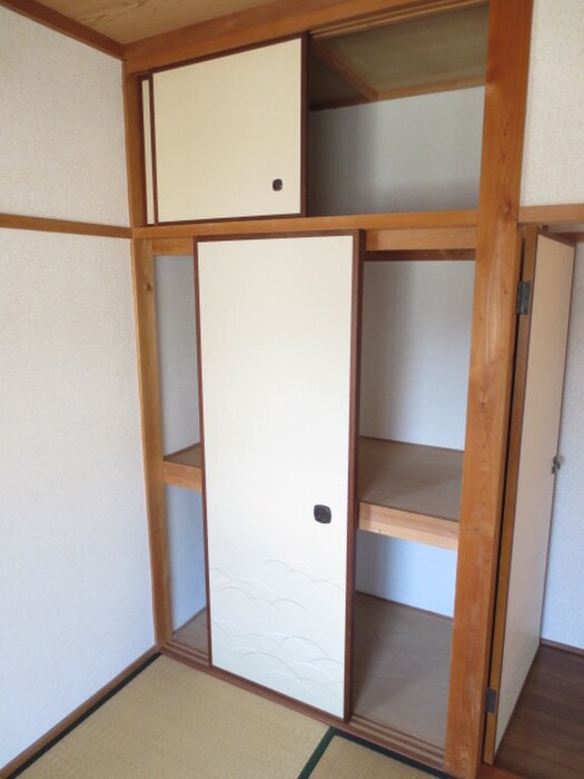 物件内観写真15　(収納)