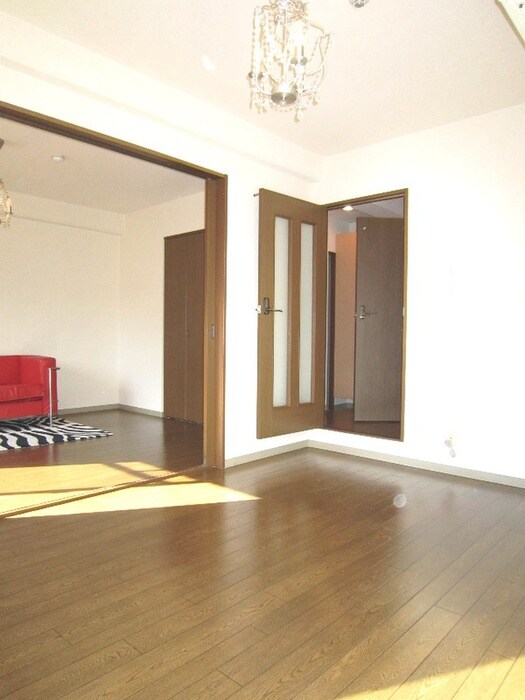 物件内観写真8　(居室)