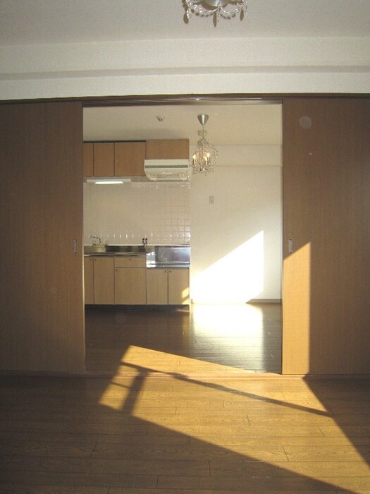 物件内観写真9　(居室)