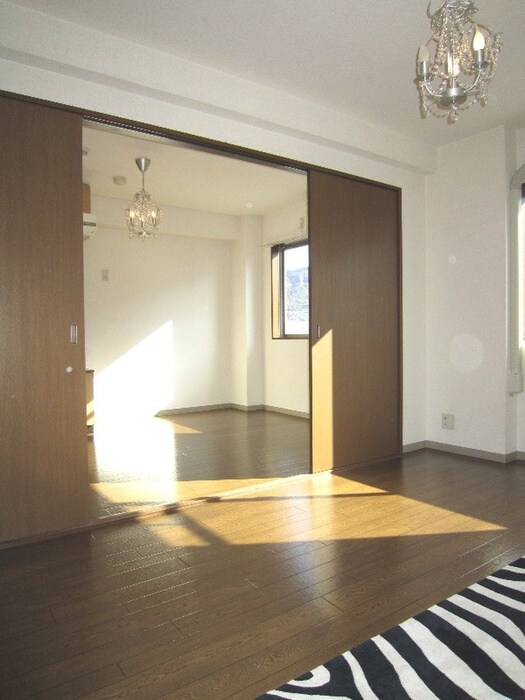 物件内観写真10　(内観写真)