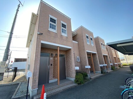 ＬＡＮＤＰＡＲＫ横大路Ａ棟外観写真