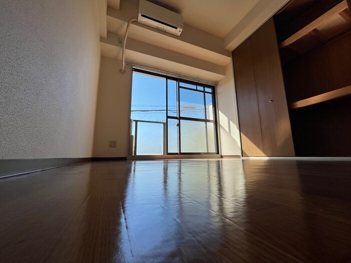 物件内観写真13　(居室)