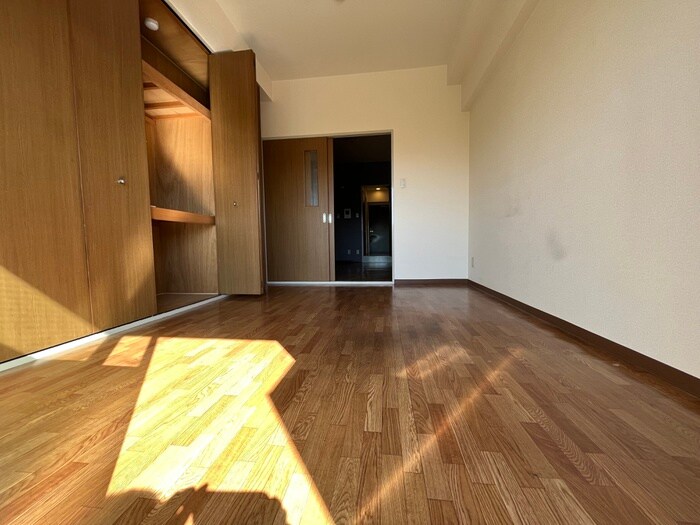 物件内観写真14　(居室)