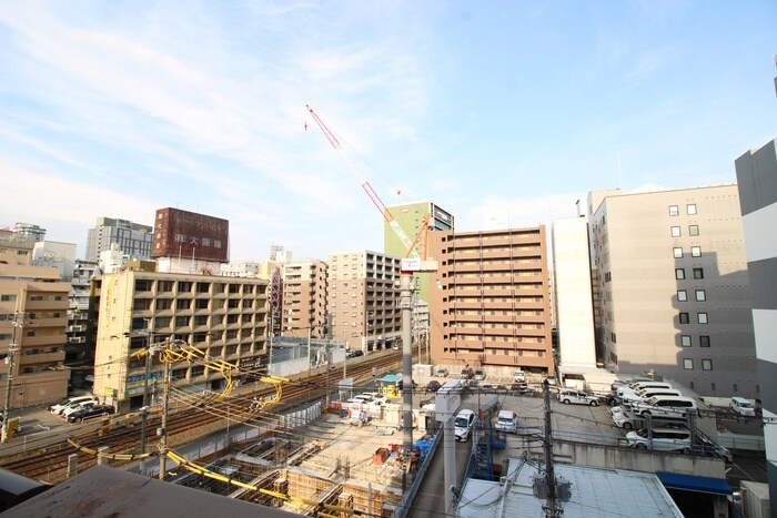 物件内観写真8　(室内からの展望)