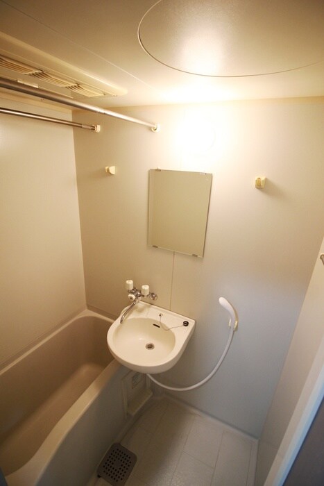 物件内観写真8　(バス／シャワールーム等)