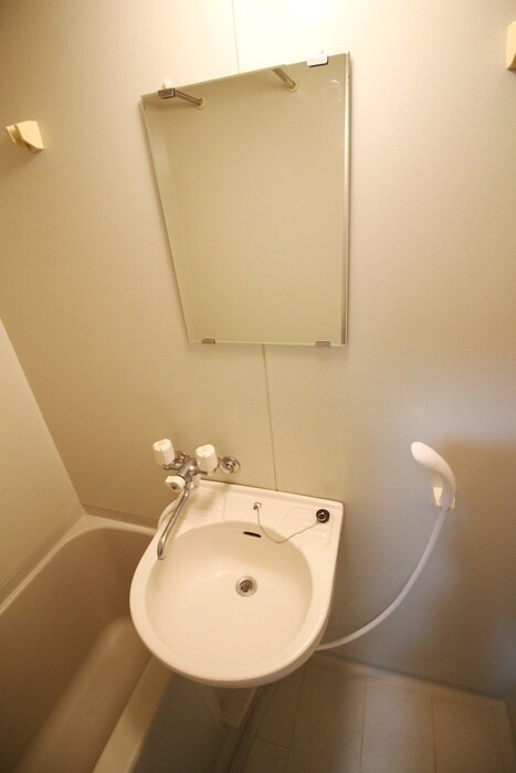 物件内観写真9　(洗面)