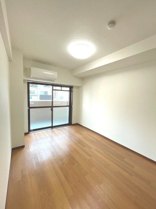 物件内観写真12　(居室)