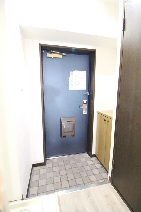 物件内観写真14　(玄関)