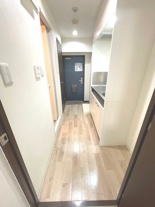 物件内観写真16　(廊下)