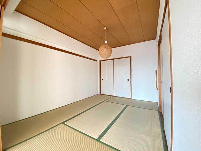 物件内観写真6　(居室)