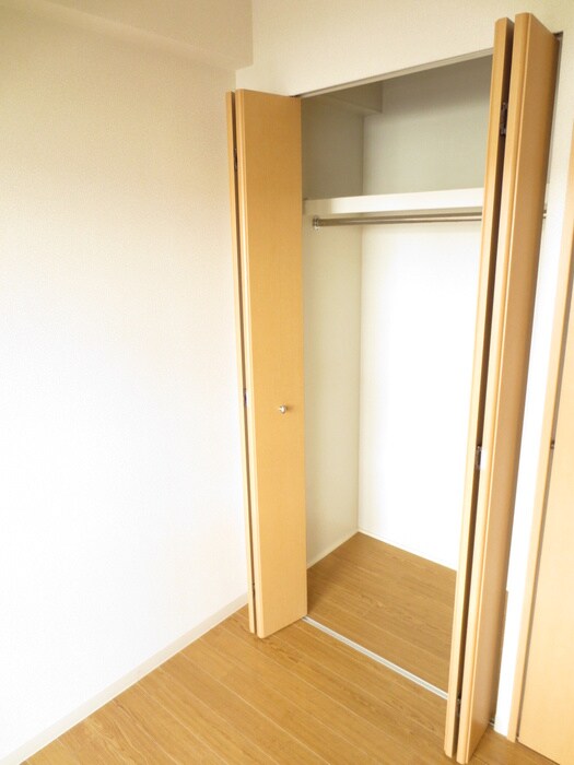 物件内観写真15　(収納)
