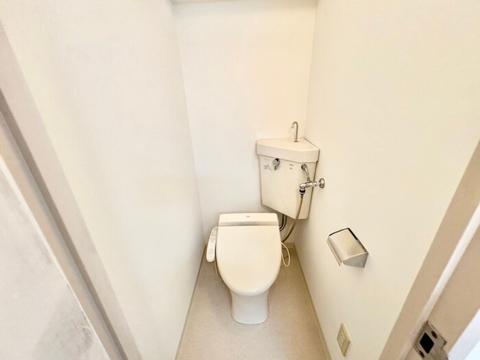 物件内観写真14　(トイレ)