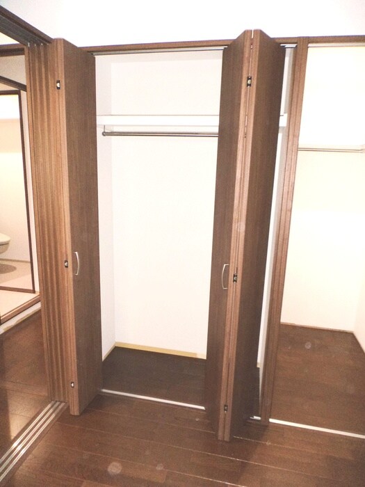 物件内観写真14　(収納)