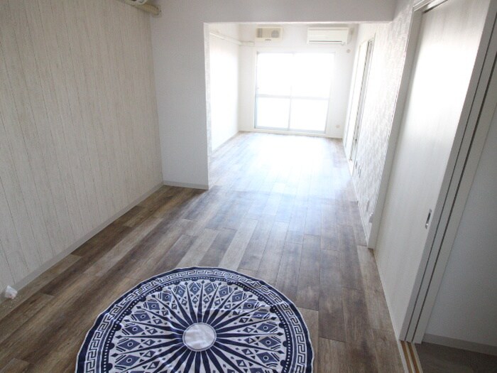 物件内観写真9　(居室)