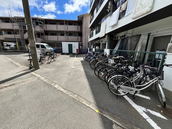 駐輪場