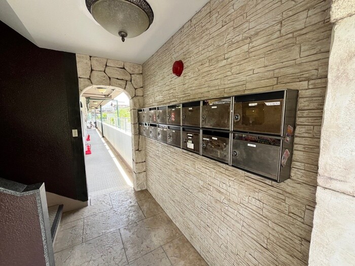 物件外観写真6　(建物設備)