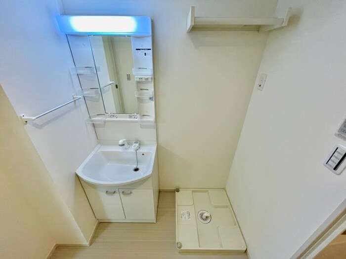 物件内観写真11　(洗面)