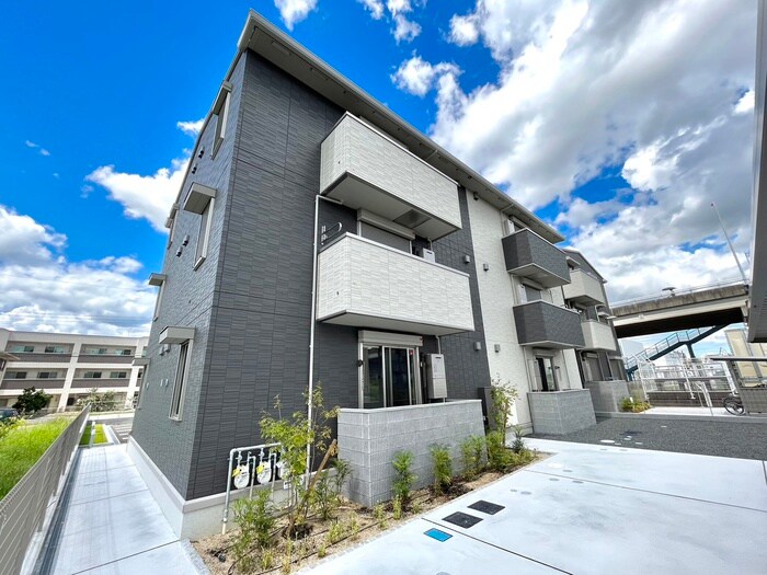 物件外観写真1　(外観写真)