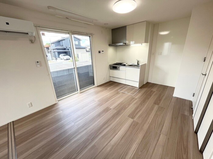 物件内観写真8　(居室)