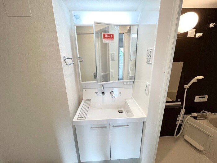 物件内観写真13　(洗面)