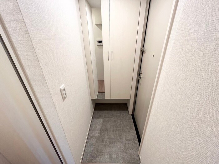 物件内観写真17　(玄関)