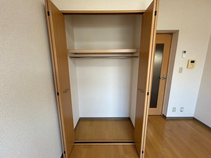 物件内観写真13　(収納)