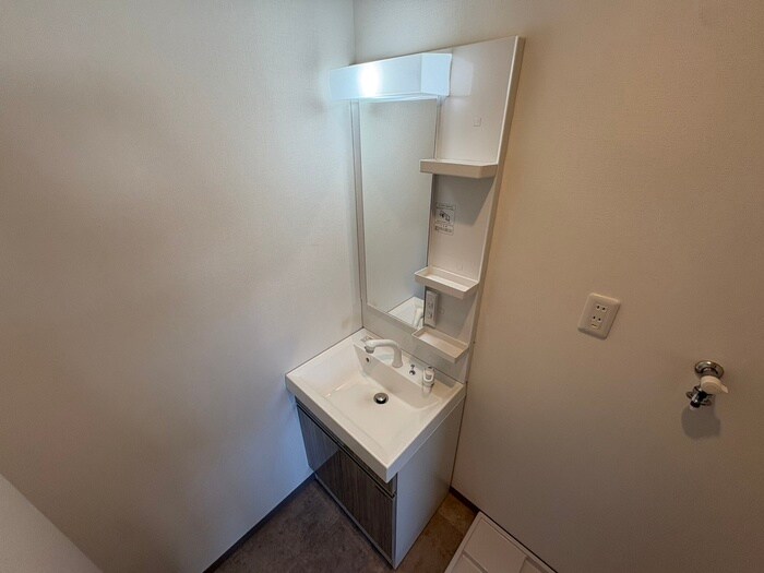 物件内観写真14　(洗面)