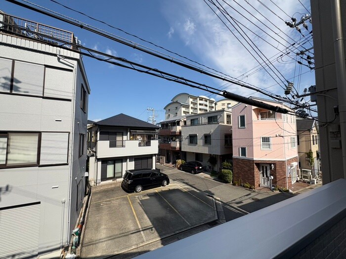 物件内観写真16　(室内からの展望)