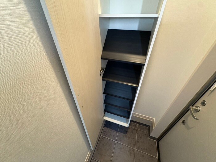 物件内観写真18　(靴箱)