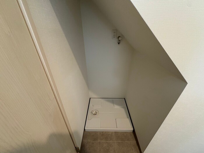 物件内観写真19　(洗濯機置場)