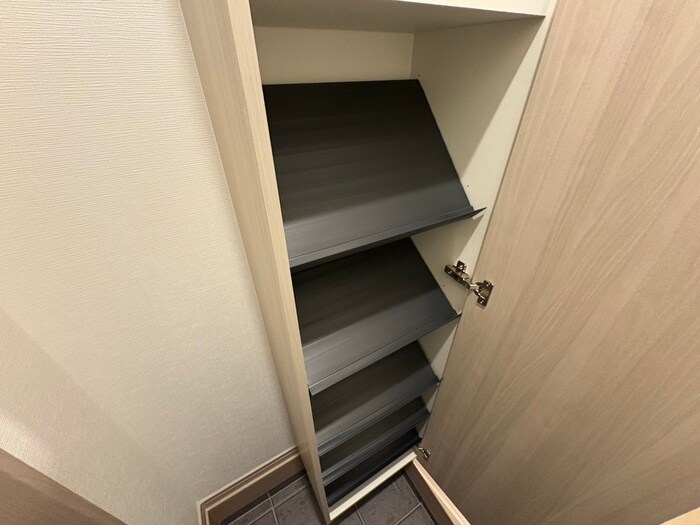 物件内観写真19　(靴箱)