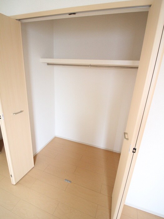 物件内観写真11　(収納)