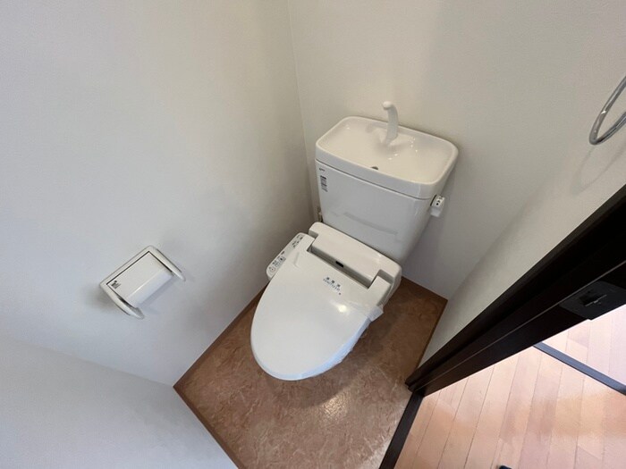 物件内観写真10　(トイレ)