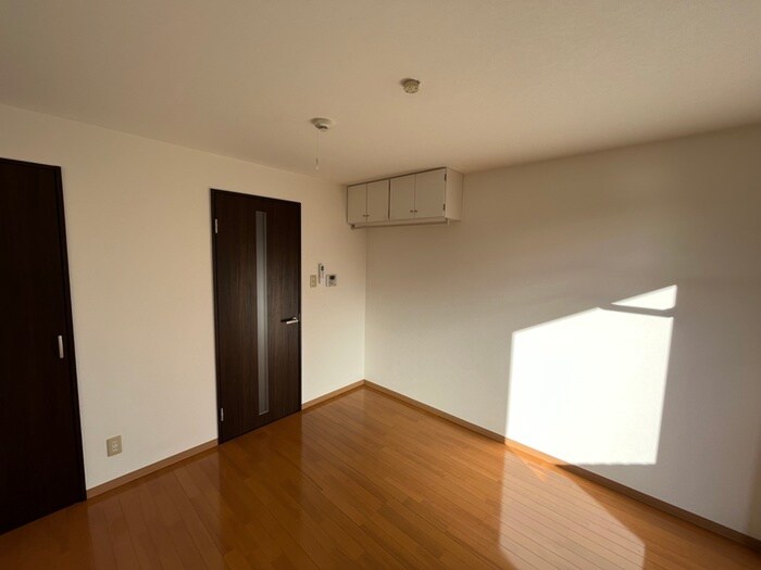 物件内観写真11　(居室)