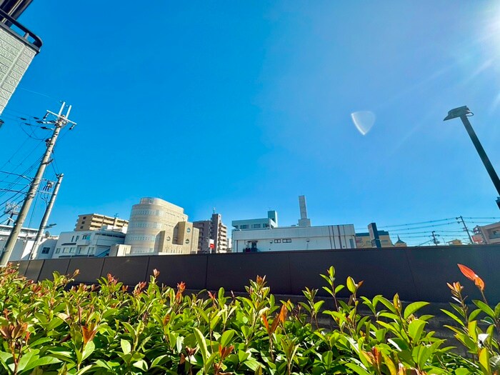 物件内観写真22　(室内からの展望)