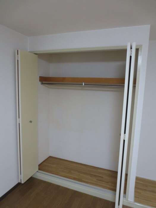 物件内観写真11　(収納)
