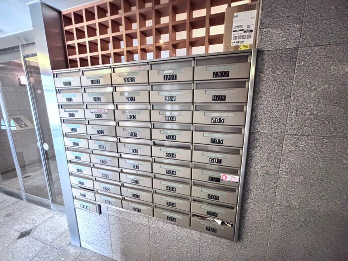 物件外観写真4　(建物設備)