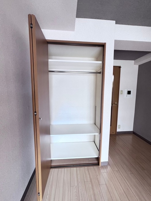 物件内観写真13　(収納)
