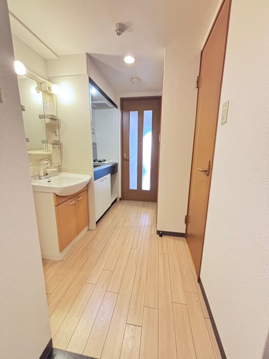 物件内観写真18　(廊下)