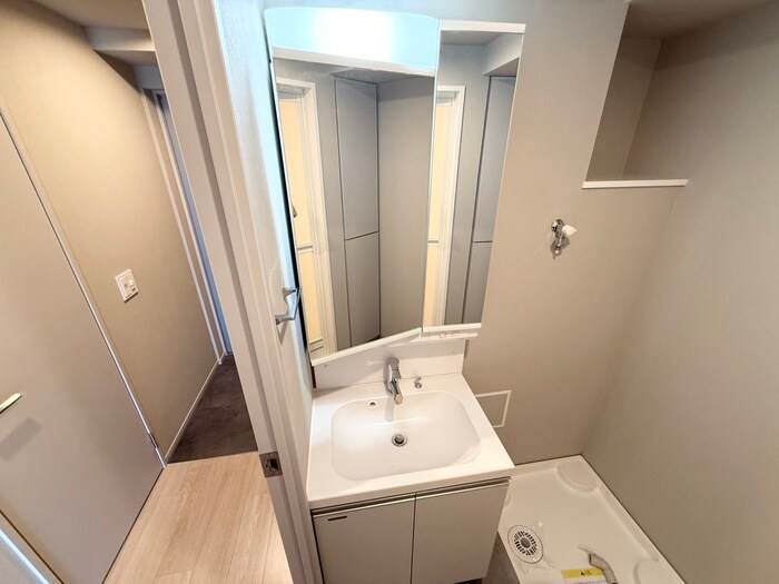 物件内観写真9　(洗面)