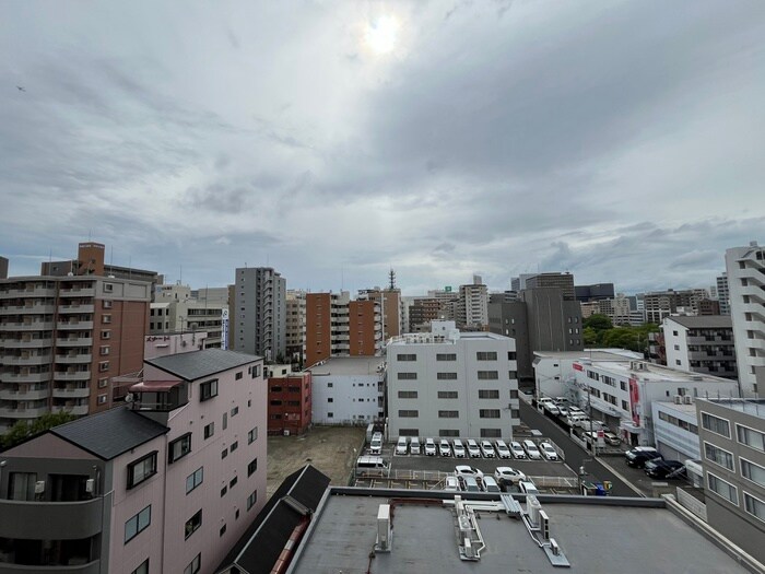 物件内観写真10　(室内からの展望)