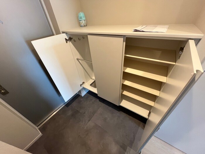 物件内観写真20　(靴箱)