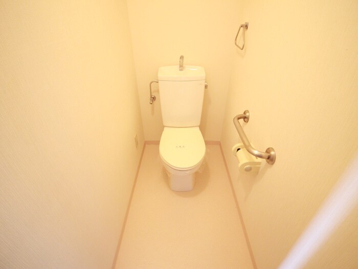 物件内観写真14　(トイレ)