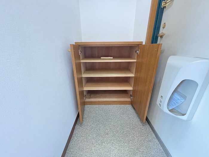 物件内観写真19　(靴箱)