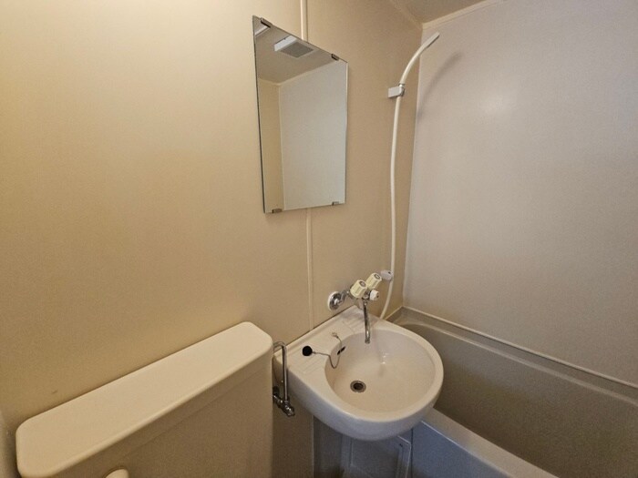 物件内観写真10　(洗面)