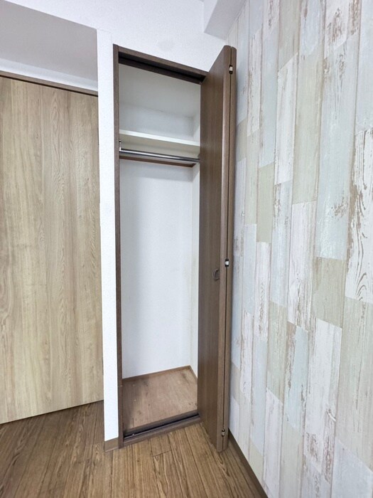 物件内観写真12　(収納)