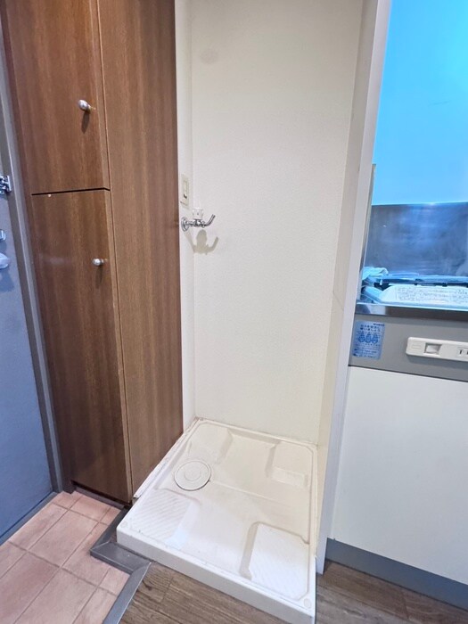 物件内観写真13　(洗濯機置場)