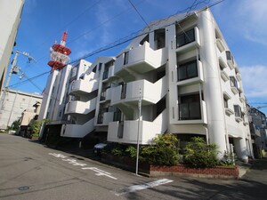 クイ－ンズコ－ト壱番館外観写真