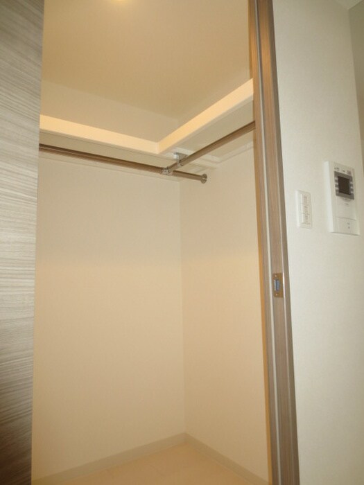 物件内観写真13　(収納)