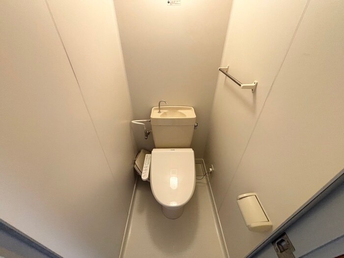 物件内観写真15　(トイレ)